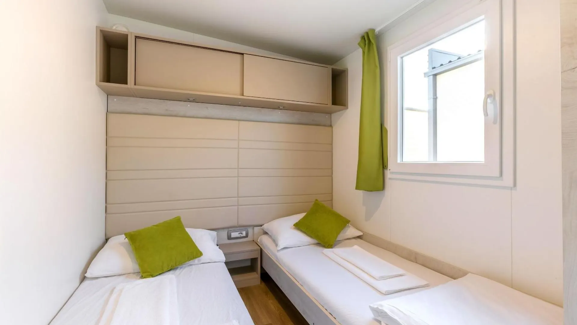 Eurocamp Mobile Homes At Campsite Ljutic Biograd Na Moru Tatil parkı