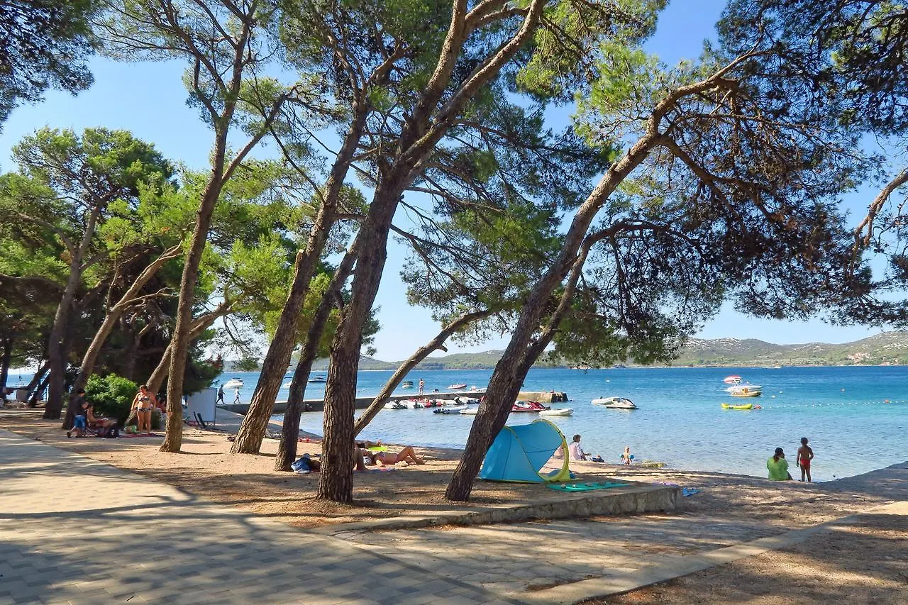Tatil parkı Eurocamp Mobile Homes At Campsite Ljutic Biograd Na Moru